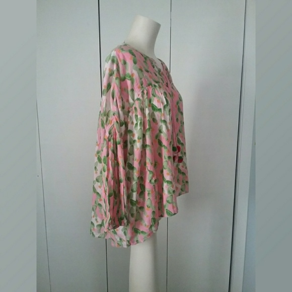 Crown & Ivy Pink and Green Watercolor Print Top - Picture 2 of 6